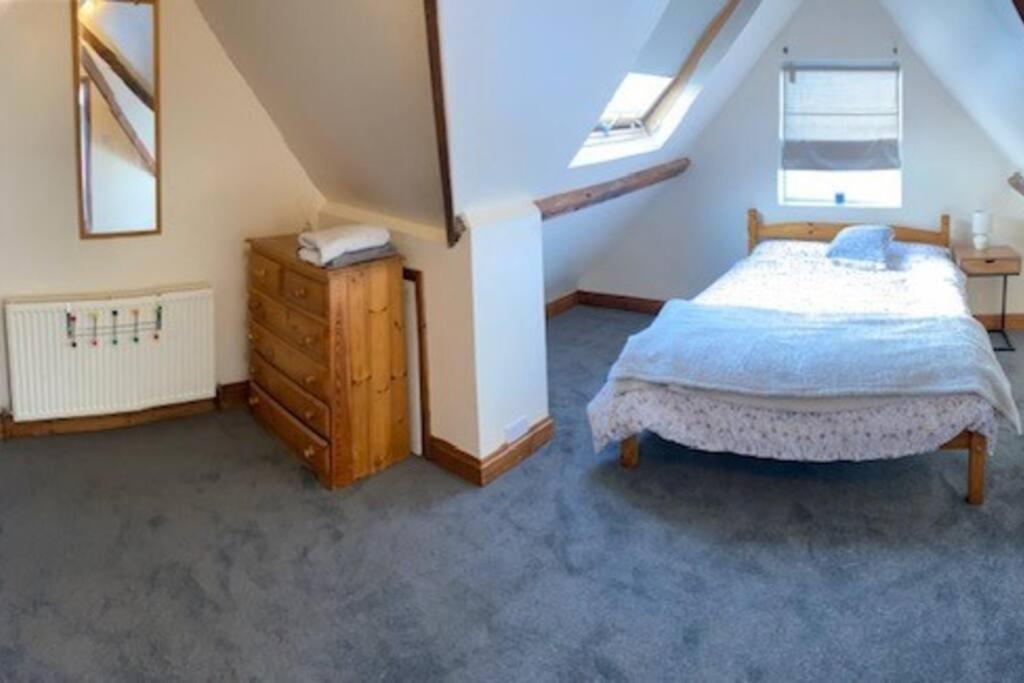 3 Double Bedroomed Flat, Acton. London, Uk Exterior photo